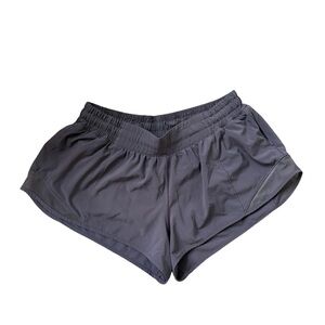 Lululemon Hotty Hot Low-Rise Lined Short 2.5"
